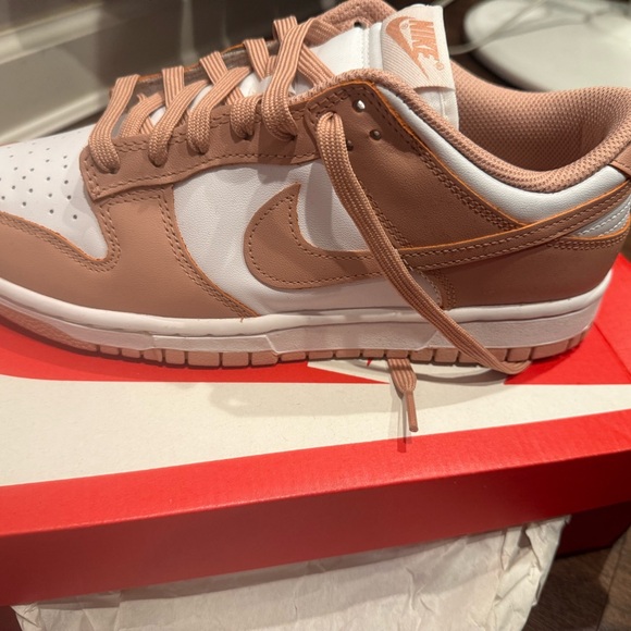 Nike Rose Dunks. Never Worn. - Picture 2 of 5